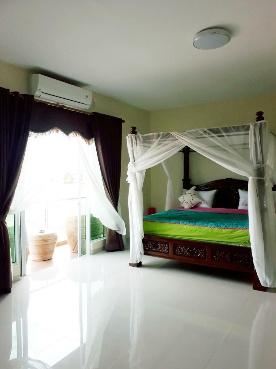 Jakson Homestay Batam Exterior photo