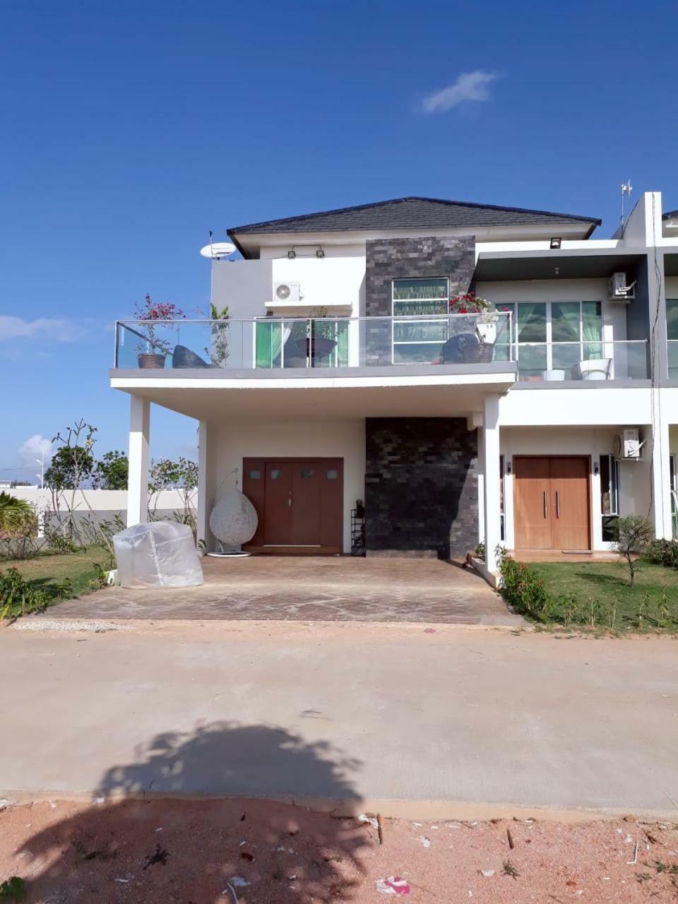 Jakson Homestay Batam Exterior photo